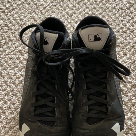 Baseball Cleats - Picture 5 of 8